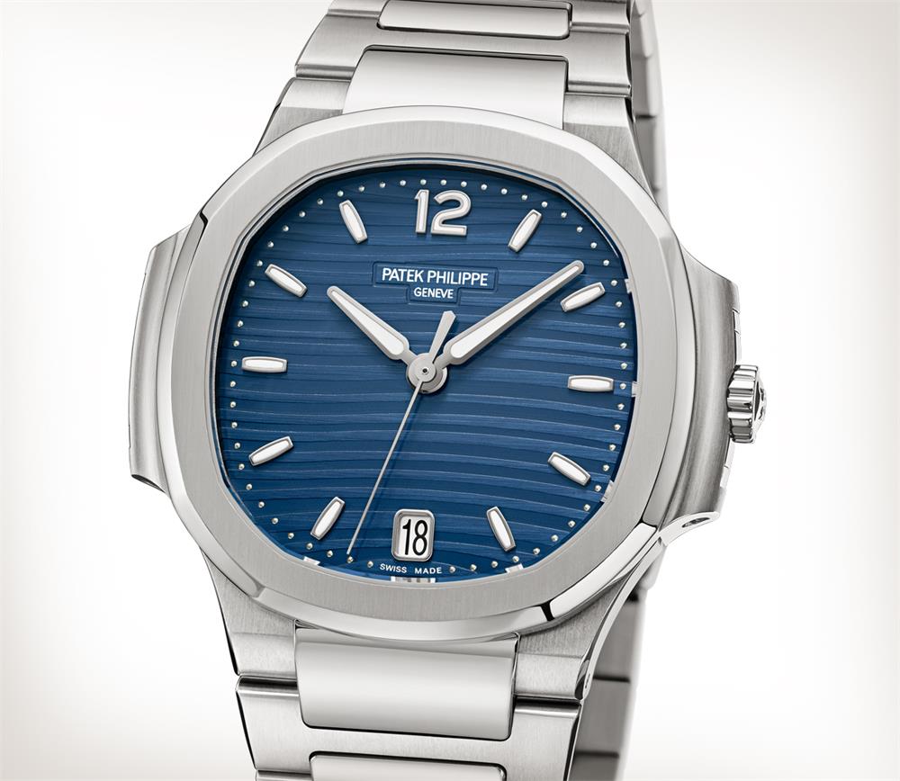 Patek philippe Tiffany & Co Navy  Blue Dial Nautilus Automatic