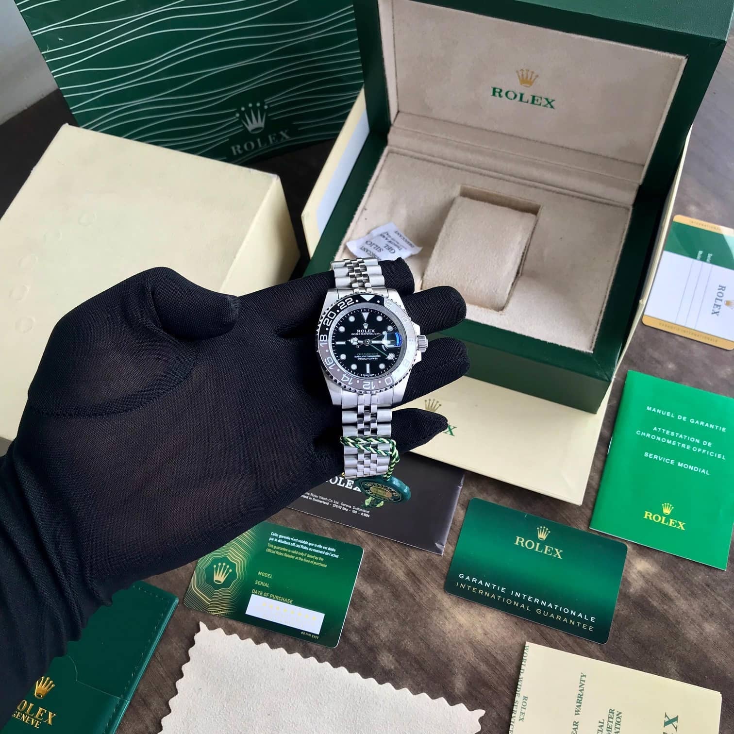 Rolex Submariner Black & Sliver Model Premium Automatic