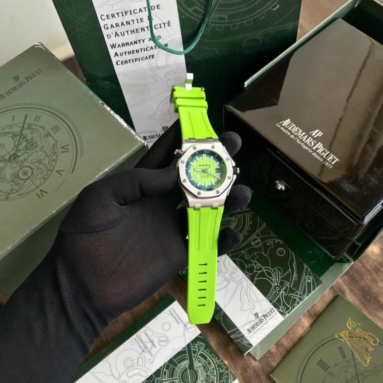 Audemars Piguet Royal Oak Offshore Diver Watch Green Dial 42mm Automatic Mens Watch