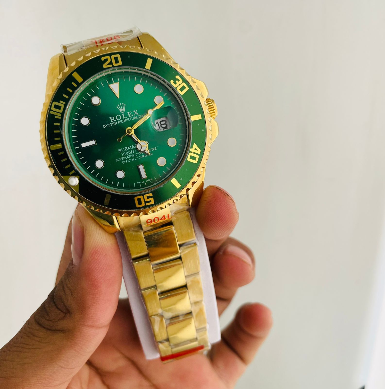 Rolex  Gold and Green Submariner Quatz  Japan Quality