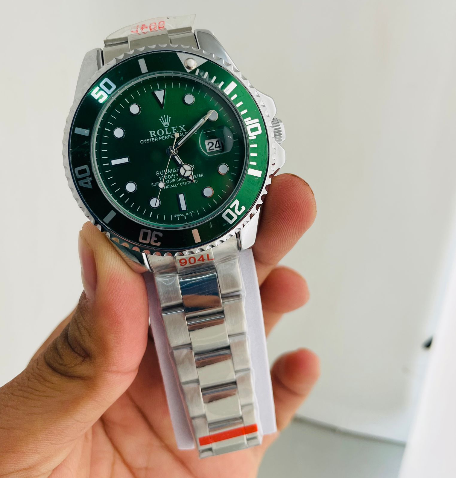 Rolex Submariner Green & Sliver Model Premium Automatic