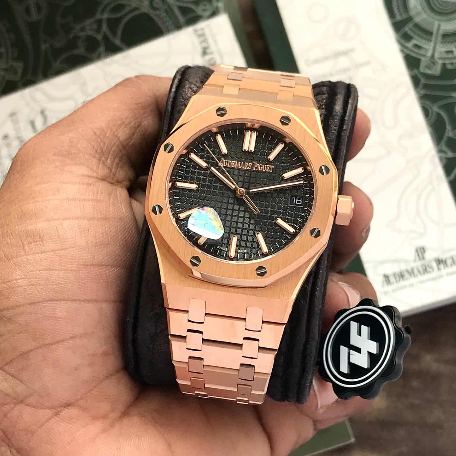 Audemars Piguet Royal Oak Offshore Rosegold Black Dial Metal Chain Automatic Movement Men’s Watch