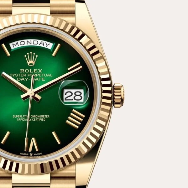 ROL_EX DAY DATE (GOLD – GREEN) – MS DHONI